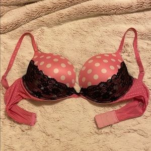 Victoria’s Secret Very Sexy Push Up 36C